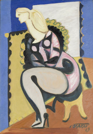 Naine roosas kleidis