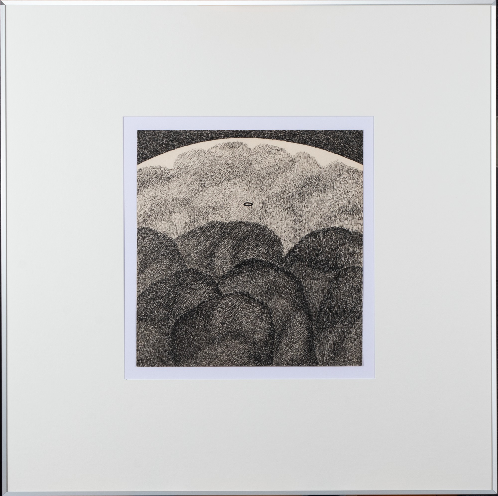 Maastik musta ovaaliga