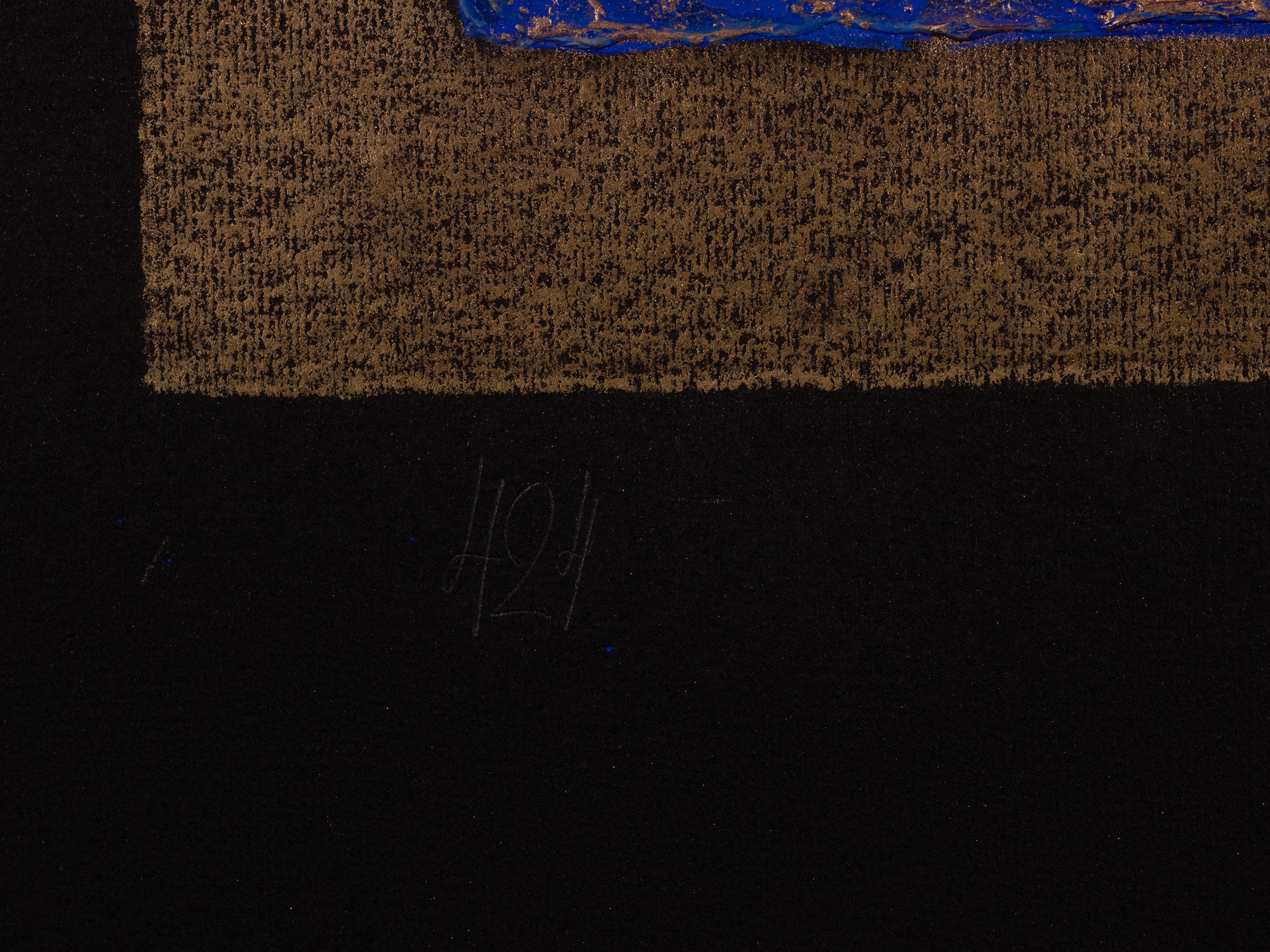 424