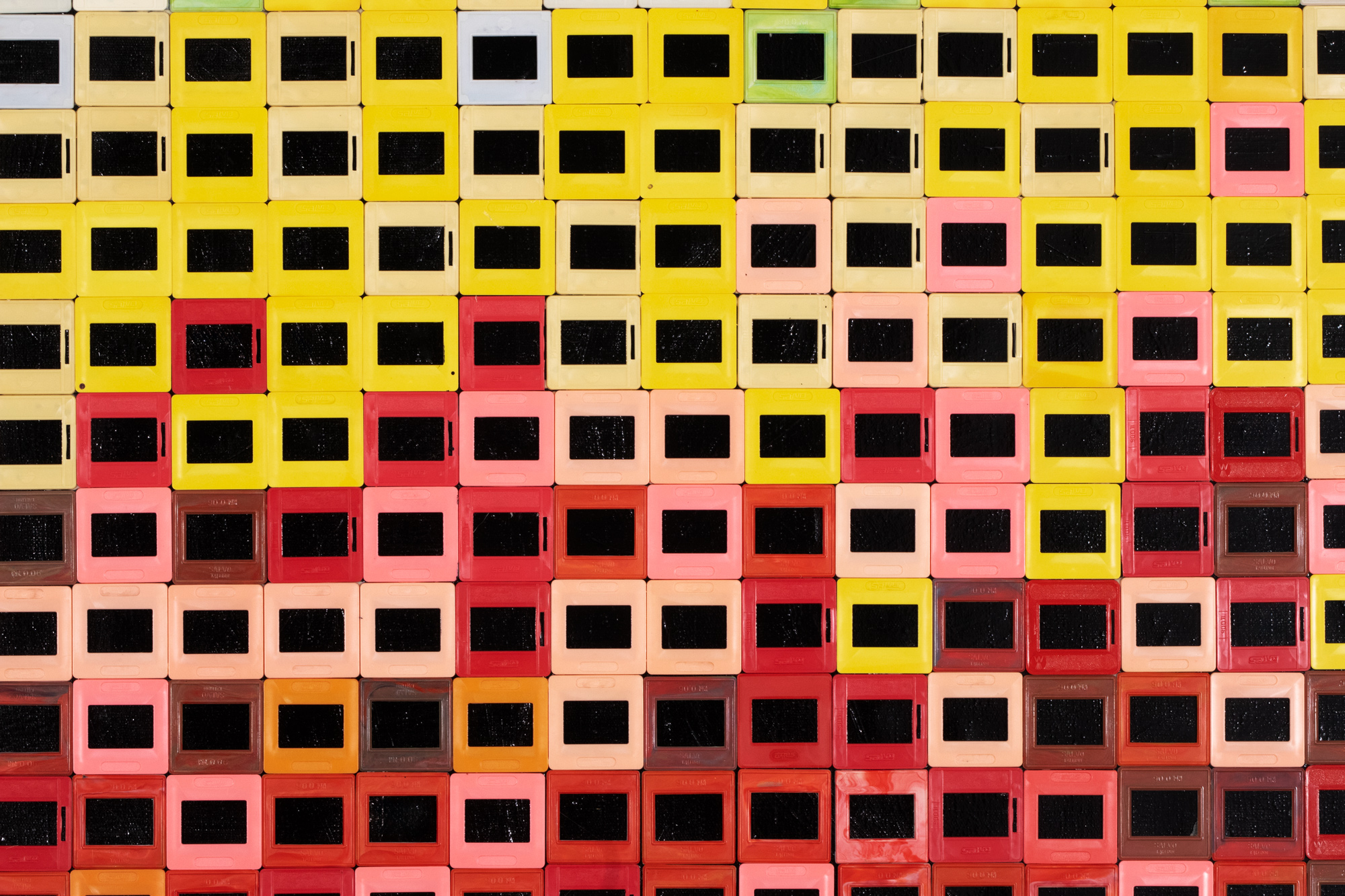 Must auk kosmoses I ( 576 kaadrit)