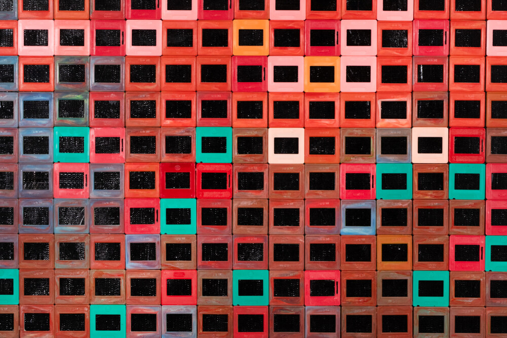 Must auk kosmoses I ( 576 kaadrit)